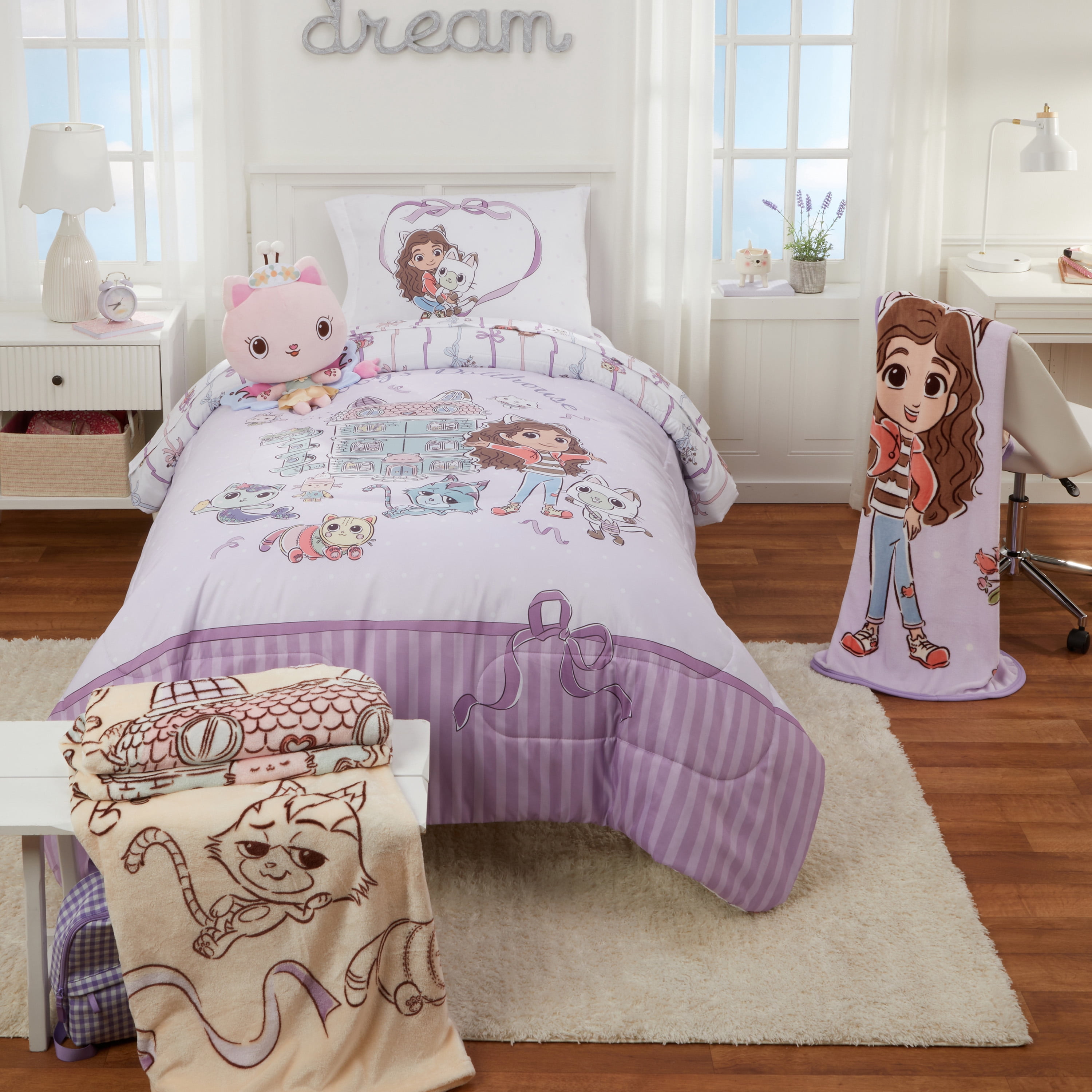 Gabby's Dollhouse Kids Purple Reversible Comforter, Bed in a Bag, Full