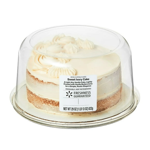 Pastel de vainilla francesa con flores marketside