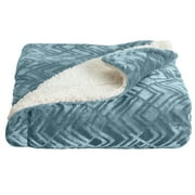 Great Bay Home Velvet Plush Fleece Reversible Sherpa Warm and Cozy Bed Blanket  (Full / Queen, Blue Surf)