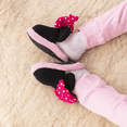 thumbnail image 4 of Pantuflas Minnie Mouse 13/15 CHIQUI MUNDO para bebé antiderrapantes, 4 of 6