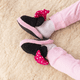 thumbnail image 4 of Pantuflas Minnie Mouse 13/15 CHIQUI MUNDO para bebé antiderrapantes, 4 of 6