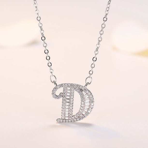 Collar con colgante de tu nombre, mi apellido y 26 palabras en inglés para hija.