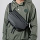 thumbnail image 1 of Bolso bandolera funcional para hombre, bolso de pecho multifuncional antisalpicaduras, bolso de hombro ligero y moderno para motocicleta para hombre, 1 of 4