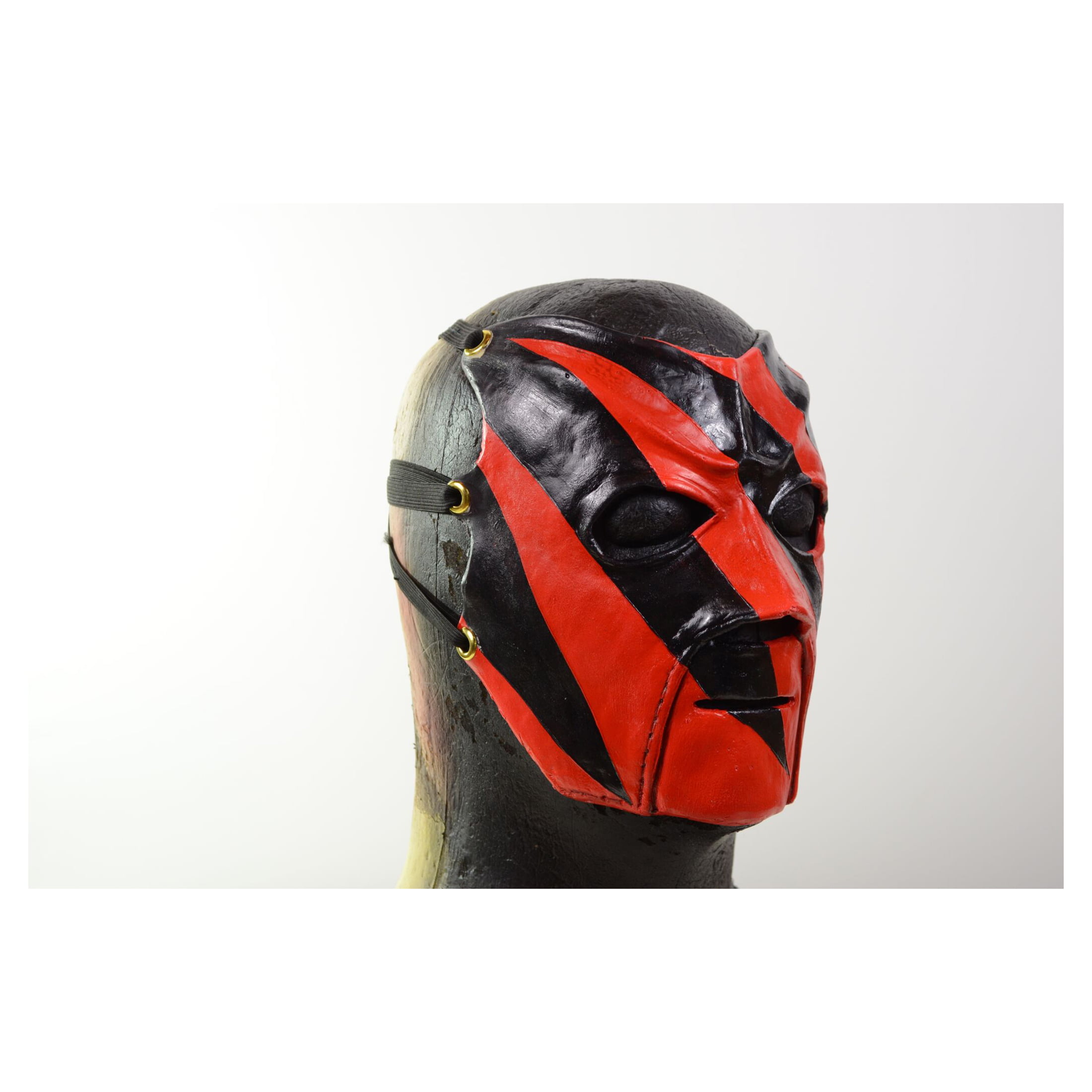 ST Trick Or Treat Studios Adult Deluxe WWE Kane Mask