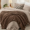 thumbnail image 1 of Juego de ropa de cama Bedsure Queen, 5 piezas, edredón de color camel claro, 1 of 9