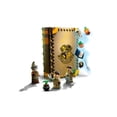 thumbnail image 3 of Set LEGO Harry Potter TM Momento Hogwarts : Clase de Herbología 76384, 3 of 3