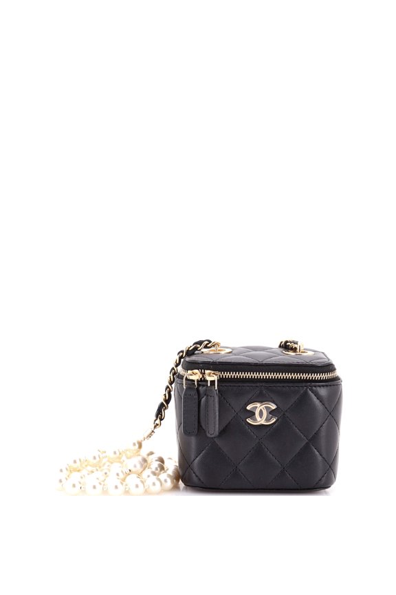 Pre-Owned Vanity Case with Pearl Chain Quilted Lambskin Mini By Rebag