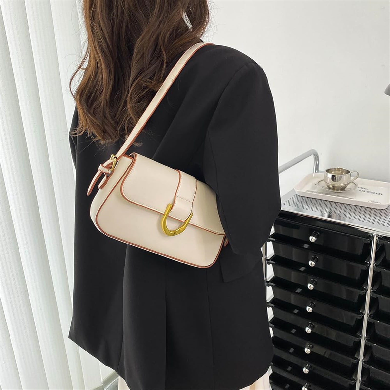 Jierger Small Shoulder Bag Purse for Women Handbag Clutch Purse Classic Retro Crossbody Bag Satchel for Women Shoulder Purses and Handbags for Men Women Outdoor Travel Work