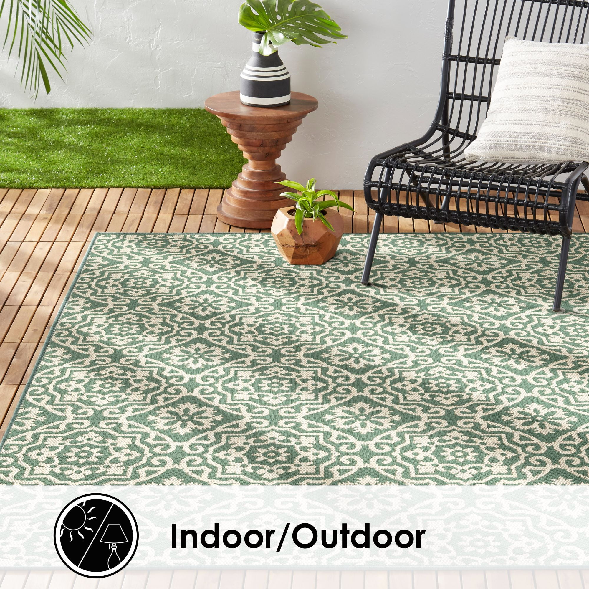 Nicole Miller New York Patio Country Danica Transitional Geometric Indoor/Outdoor Area Rug, Green/Beige, 7'9"x10'2"
