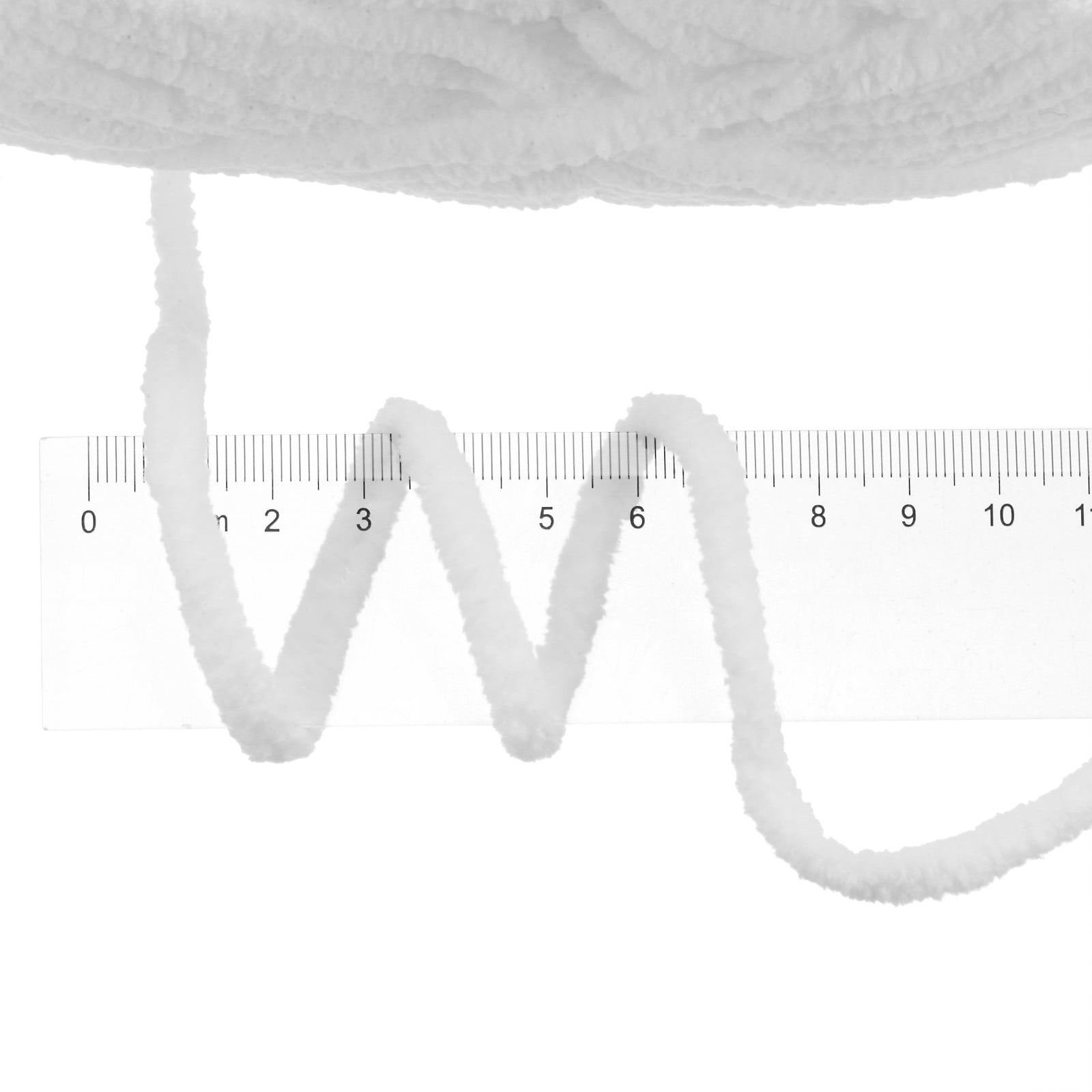 Uxcell 3Skeins Chenille Yarn Blanket Yarn 3x100g/10.5oz Polyester Soft Knitting White, 3x68m(223yds)