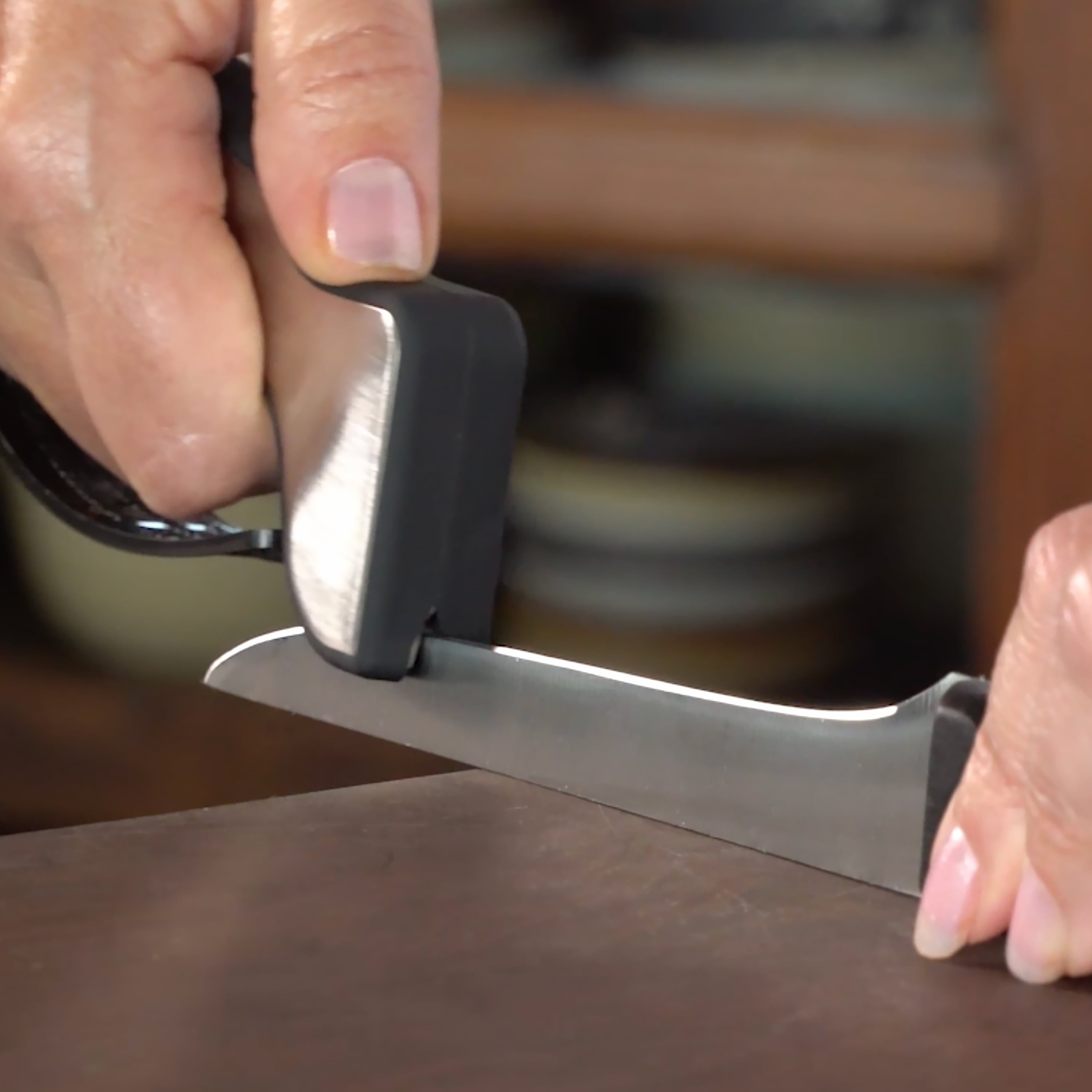 AccuSharp® PRO Knife and Tool Sharpener.