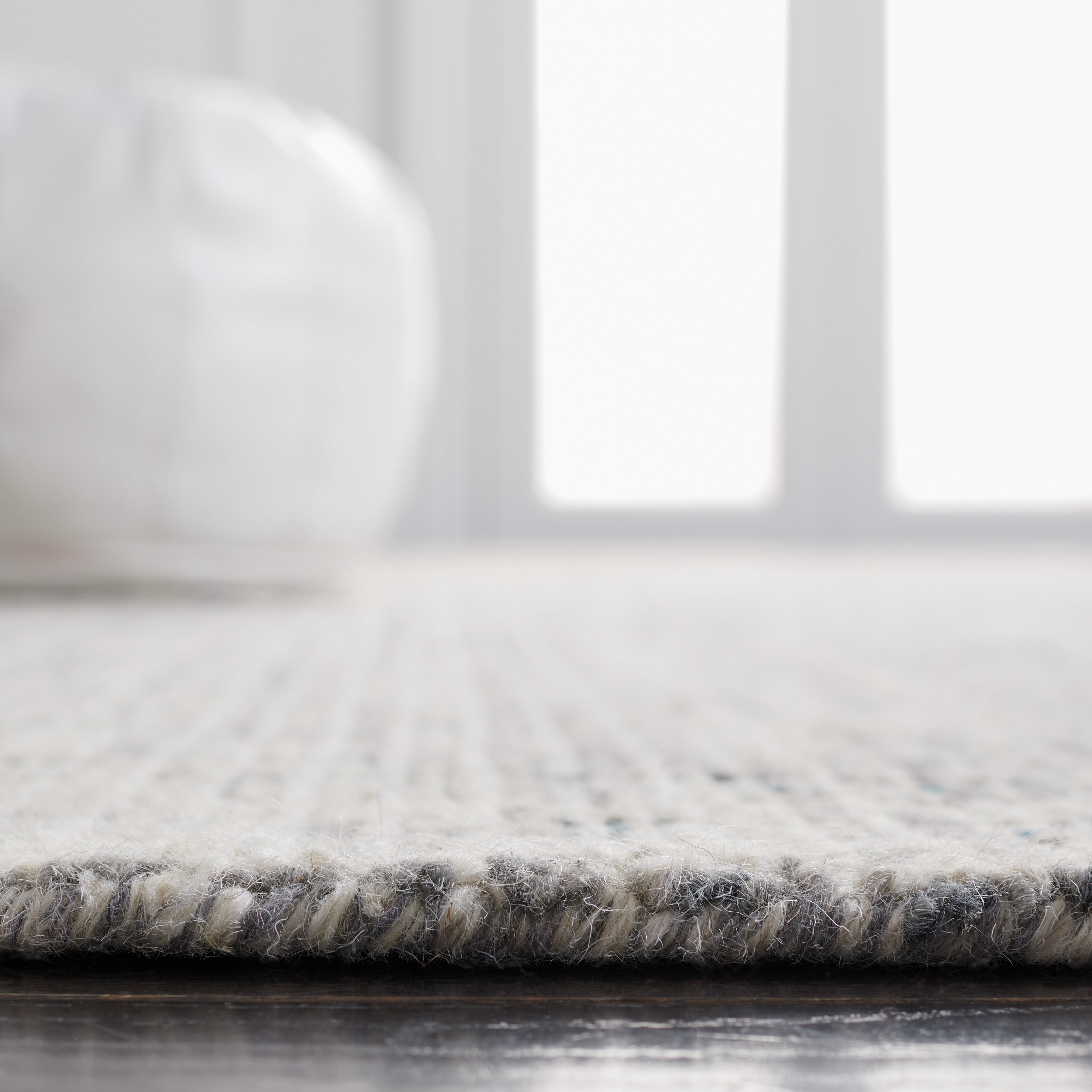 Safavieh Abstract Delia Distressed Wool Area Rug, Gray/Ivory, 11' x 15'