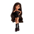 thumbnail image 2 of Muñeca Bratz Kylie Jenner atuendo de dia, 2 of 4