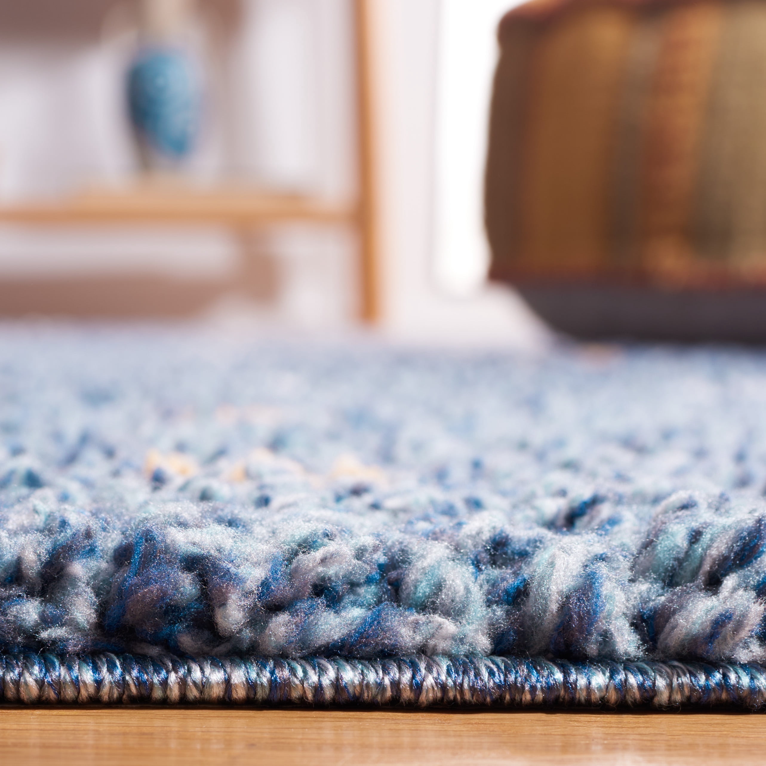 SAFAVIEH Calico Mattie Dot-Print Polyester Shag Area Rug, Blue/Ivory, 6'7" x 6'7" Square