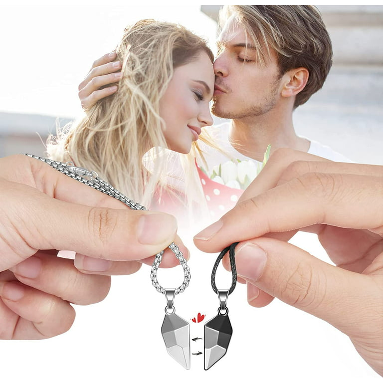 Buy 4 Pcs Couple Necklaces Bracelets Set Matching Heart Necklaces for  Boyfriend Girlfriend Matching Couple Bracelets for Him Her Distance  Relationship Necklaces for Couple Gifts Valentine's Gifts, Metal, other at