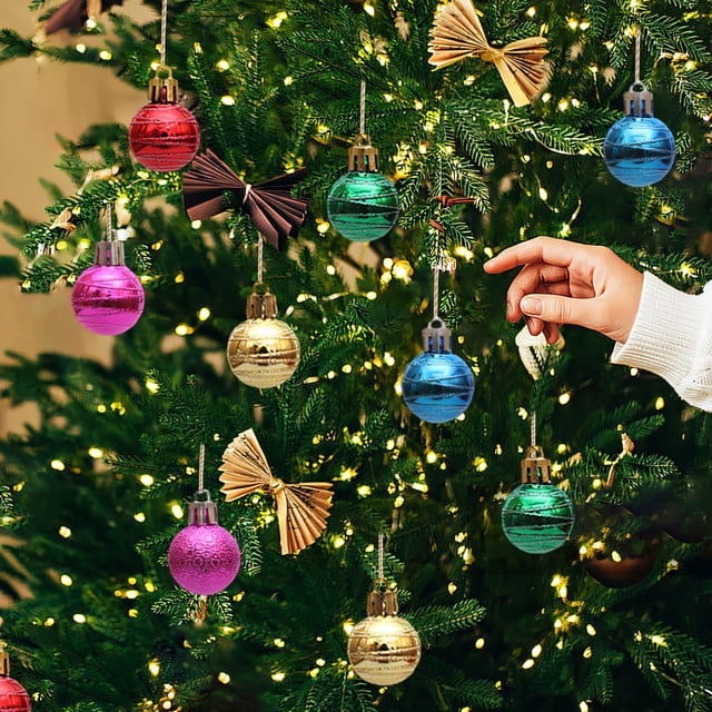 Fiudx Adornos Navideños Extraterrestres, Diseño Único y Colorido, Juego de 12 Adornos Vibrantes, Accesorios Irrompibles para Colgar, Decoración Navideña Versátil, Ideal para Fiestas En Casa, Tamaño d