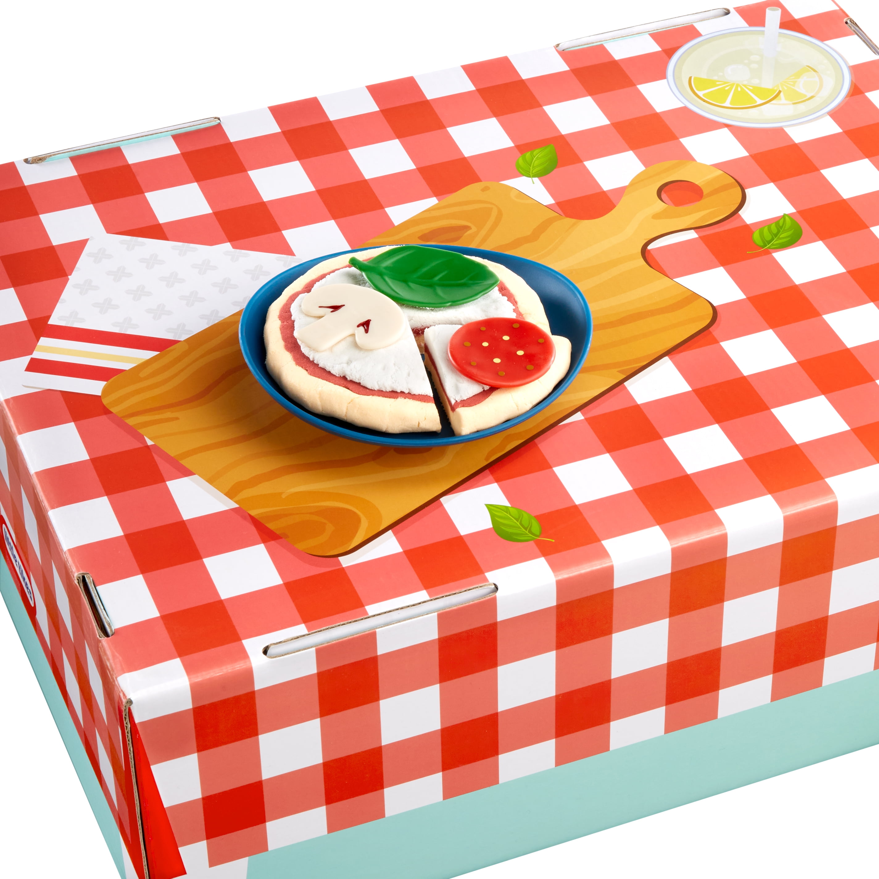 Little Tikes Creative Chefs Pizza Kit with Special Make-It Mix Play Sand, 18+ Accessories, Realistic Pretend Play Chef, Boys, Girls, Ages 3+