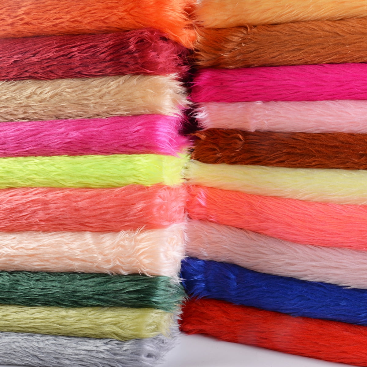 ERDOUY 36x63 Inch Faux Fur Fabric, Ultra-Thick Plush Fluffy Textile for DIY Sewing, Costumes & Dolls,Pink