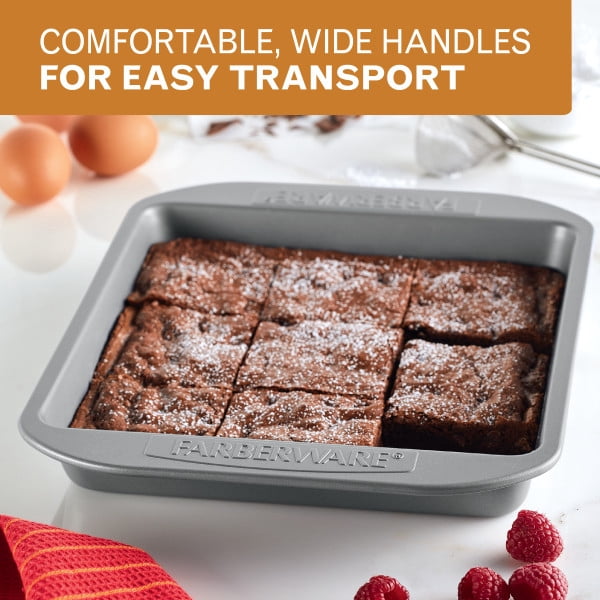 Farberware Bakeware 9 in Square Nonstick Cake Pan with Lid, Gray