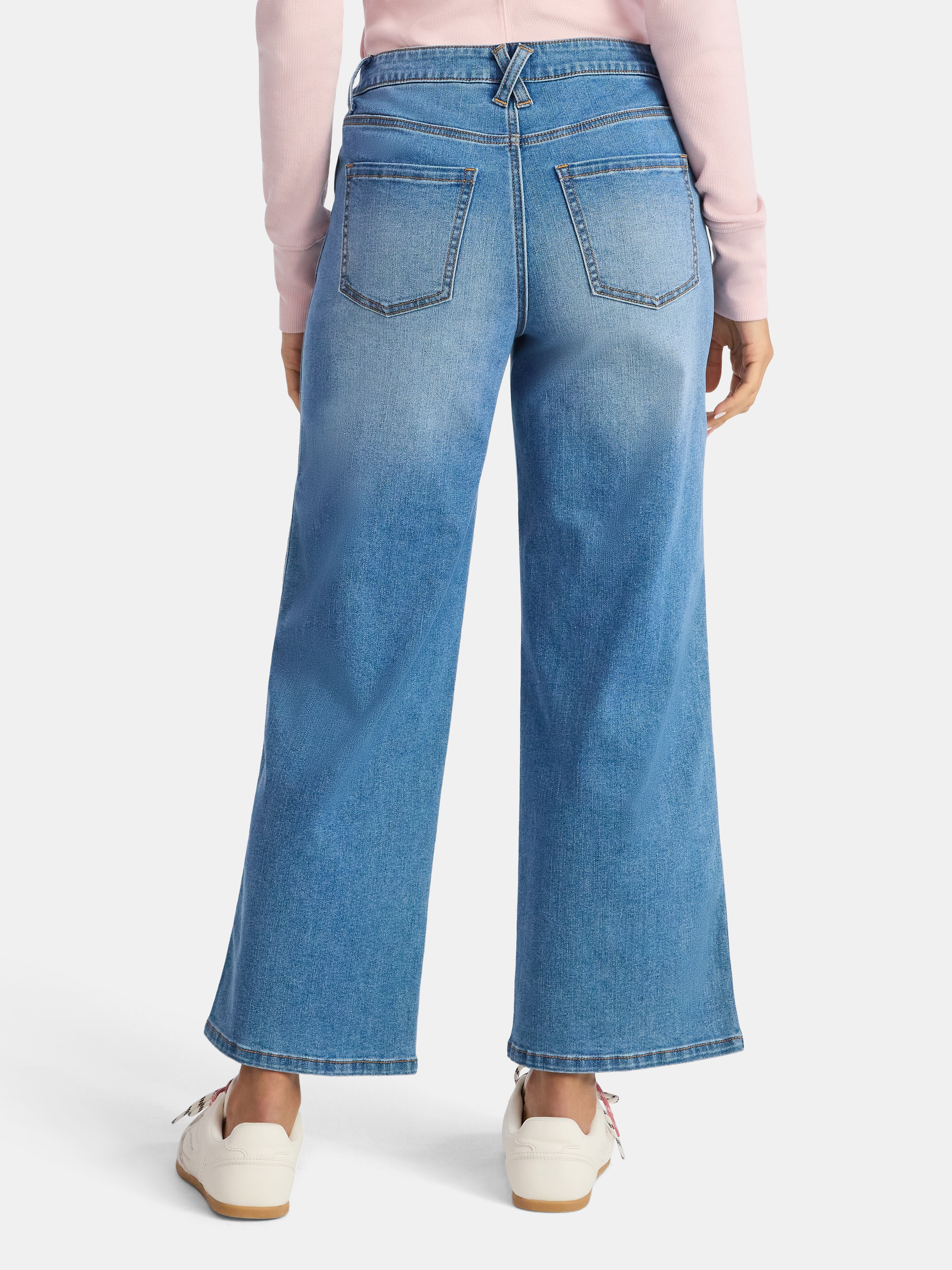 Time and Tru Women's High Rise Wide Leg Cropped Jeans with