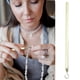 thumbnail image 1 of Herramienta de ayuda para colocarse la pulsera: 3 segundos, asistente de cierre de joyería con una sola mano, fijador de pulsera portátil, 2 piezas., 1 of 3
