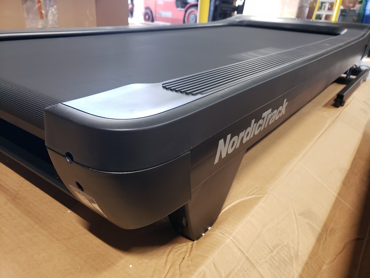Restored NordicTrack Treadmill Commercial 1250 10" Tilting Touchscreen