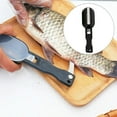 thumbnail image 3 of Cepillo de plástico 2 en 1 para escamas de pesca, cortador de pescado incorporado, cepillo para piel de pescado, escalador de pescado, cuchillo para filetear, Herramientas de limpieza de pes, 3 of 5