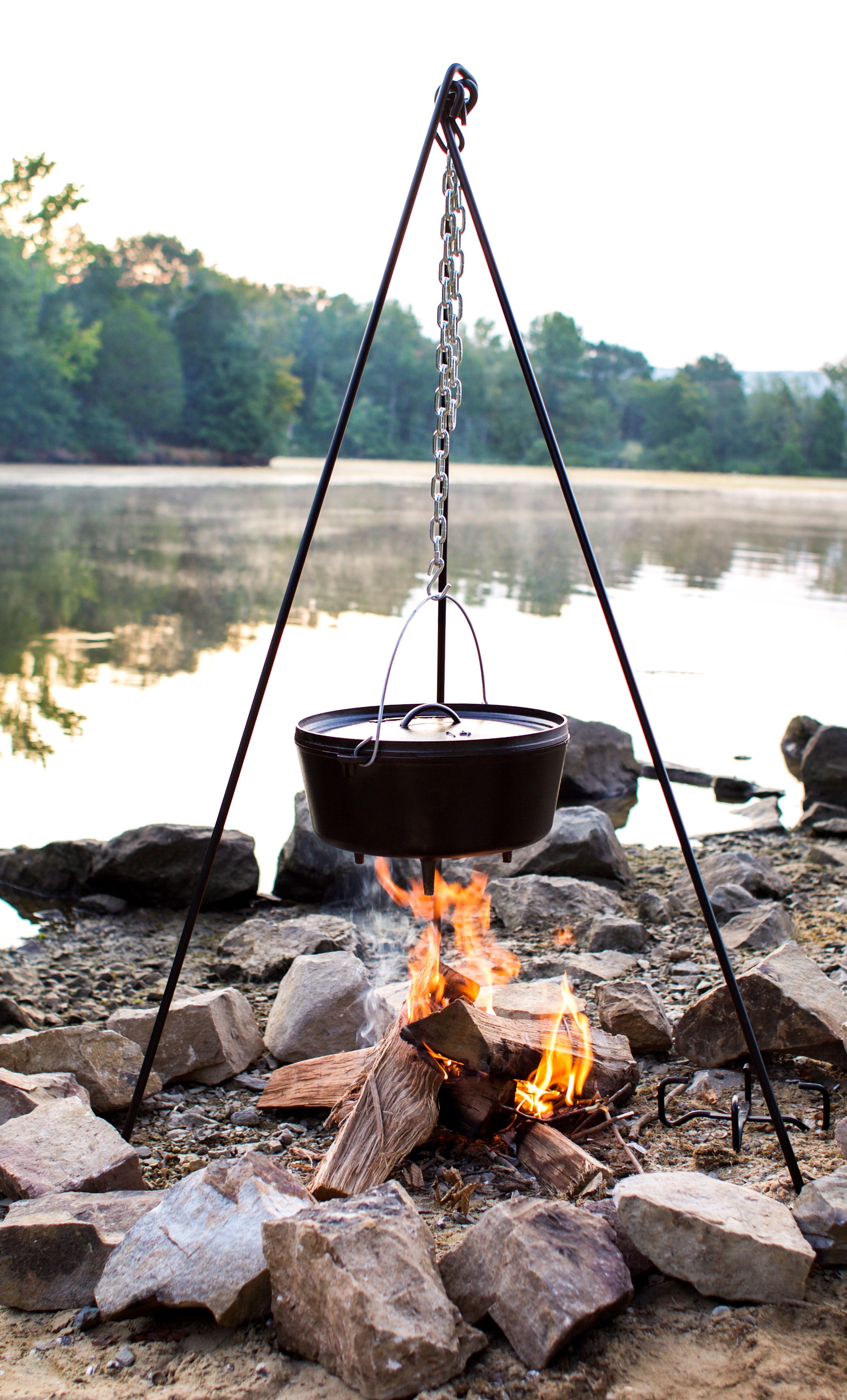 送料込み　LODGE 43.5 INCH CAMP TRIPOD Lodge - Brandclub - Lodge Cast Iron 43.5