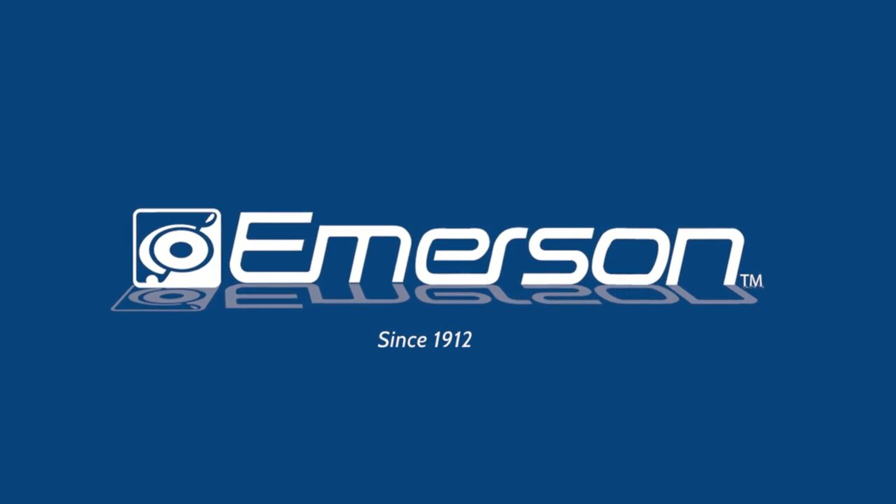 Emerson CKS1900 SmartSet Alarm Clock Radio, Green Display photo 8