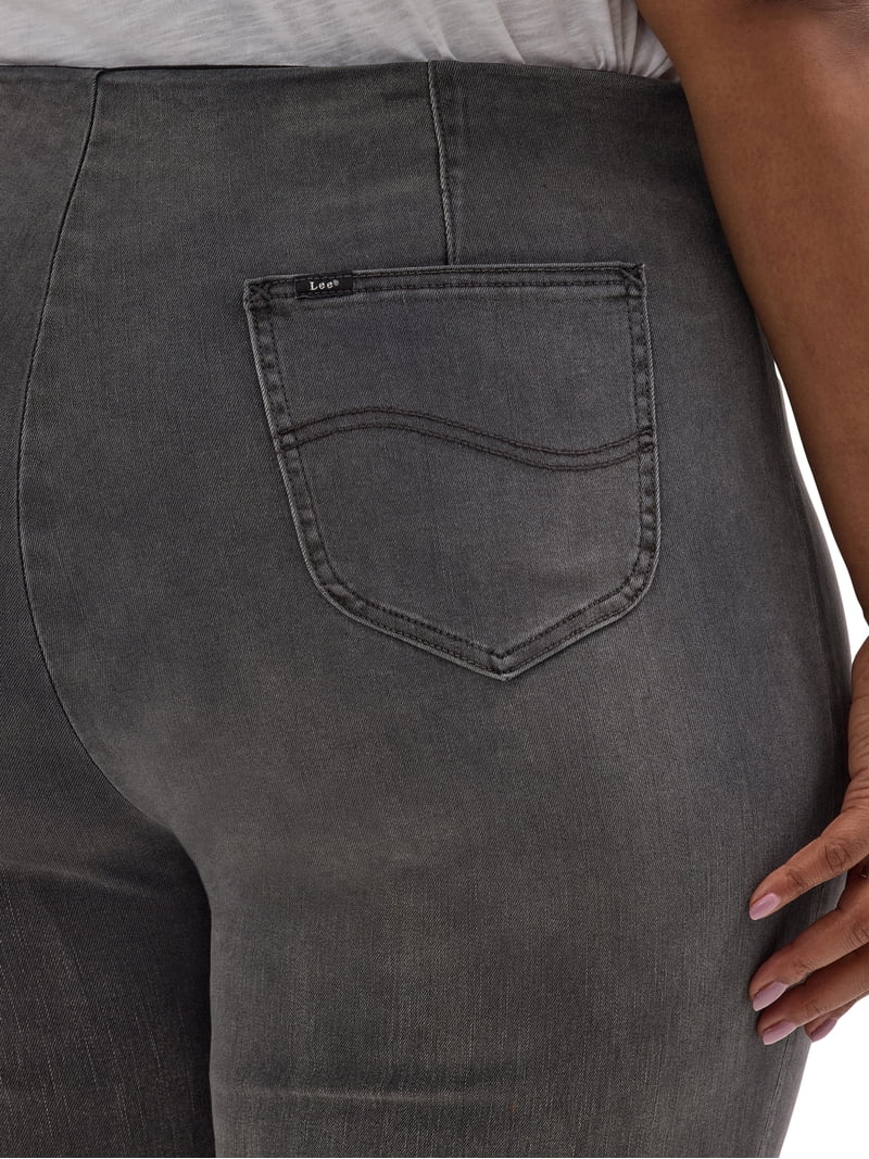 Lee Women's Plus Heritage High Rise Bootcut Jeans - Walmart.com