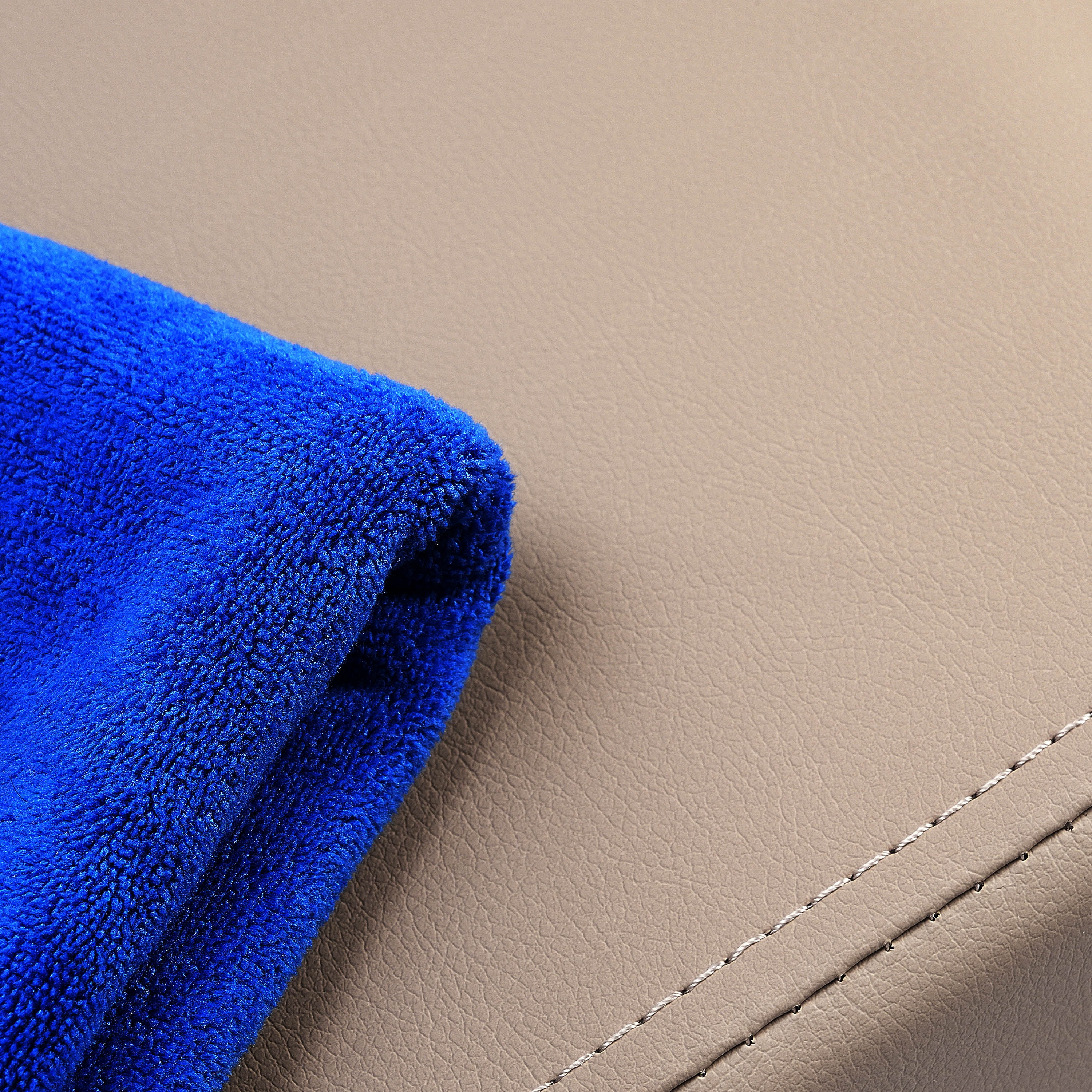 Kojem Center Console Lid for 2013-2019 Ford Flex Replacement for FA8Z7406024AA FA8Z-7406024-AA Armrest Cover Plastic Beige