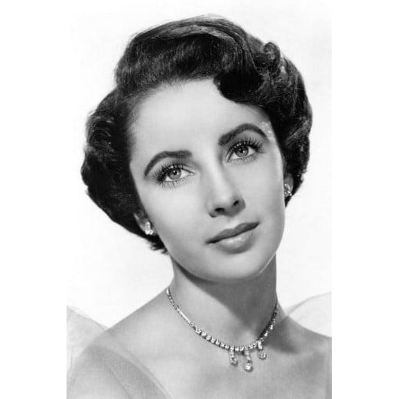 Elizabeth Taylor beautiful vintage b/w studio portrait 24x36 Poster