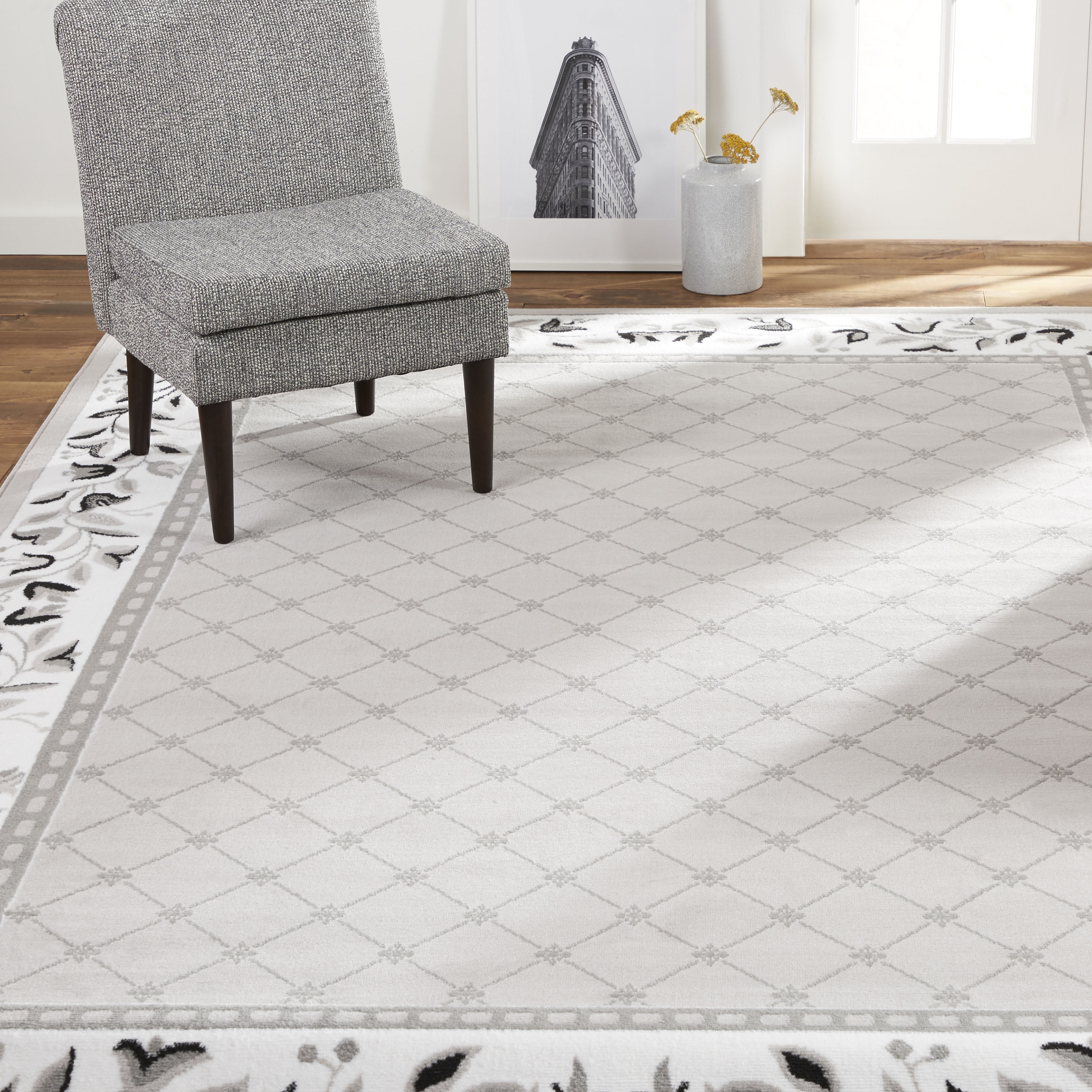 Home Dynamix Premium Aydin Traditional Diamond Floral Area Rug, Grey/Ivory, 21"x35"