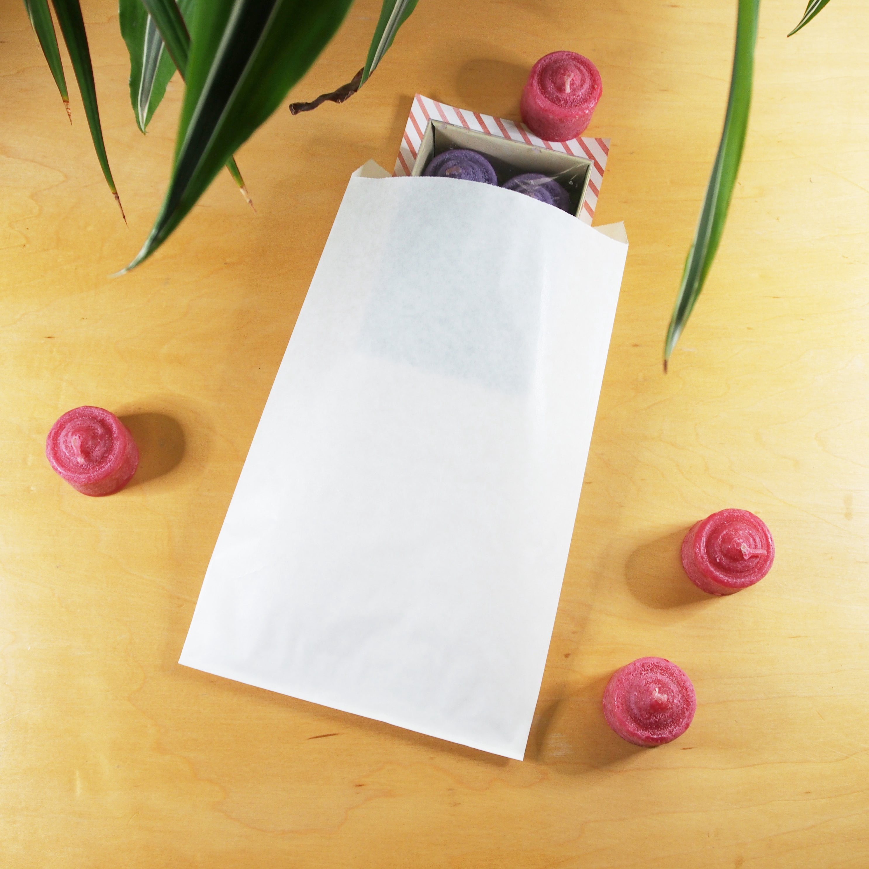 50 Qty 6" x 9" Decorative Flat Paper Gift Bags - Plain White Kraft Bags - for Sales/Treats/Parties Cookies/Gifts - N'icePackaging