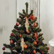 thumbnail image 5 of GOOHOCHY 2 figuras de cascanueces de plástico, muñeco de soldado cascanueces, decoración colgante para árbol, 5 of 8