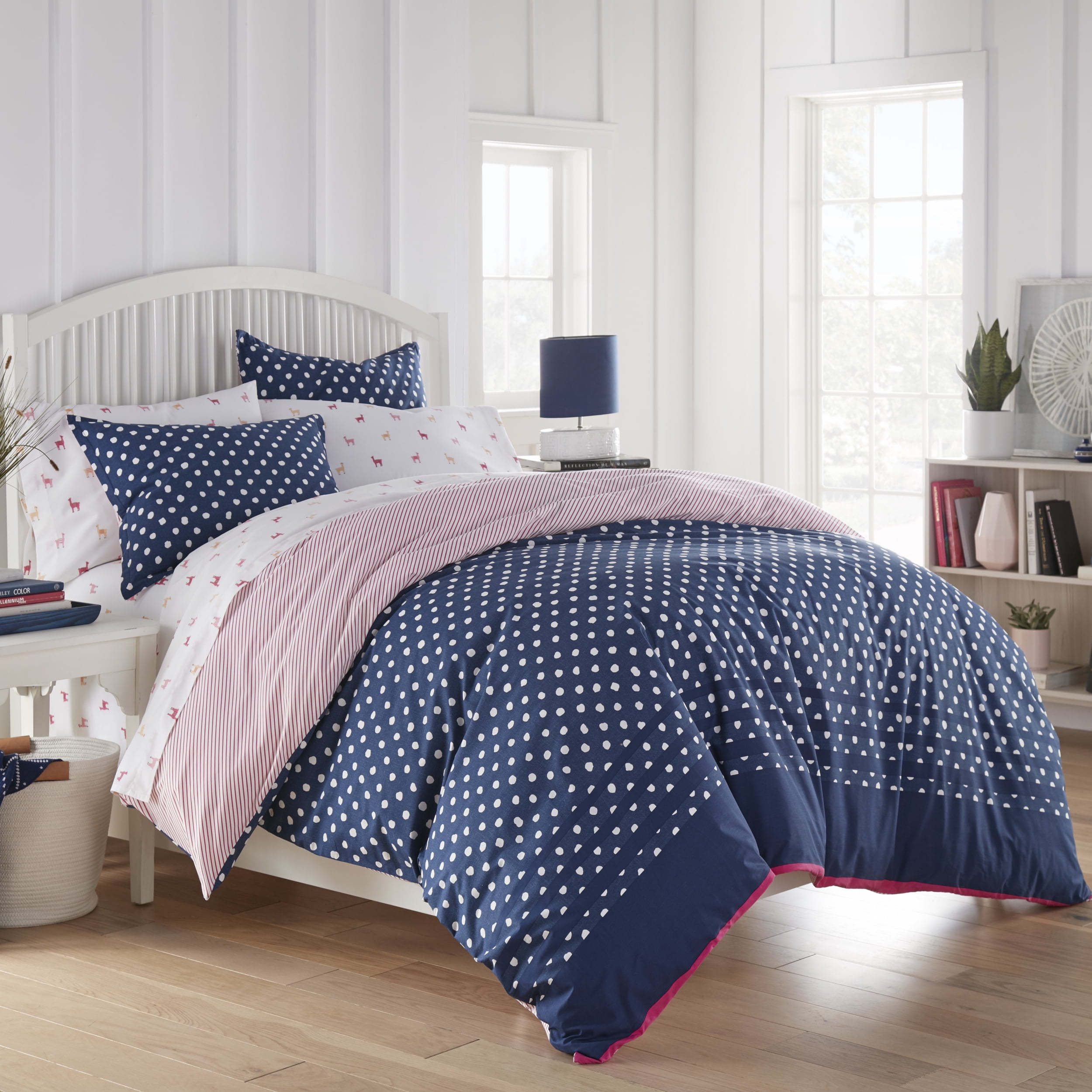 cot comforter set spotlight