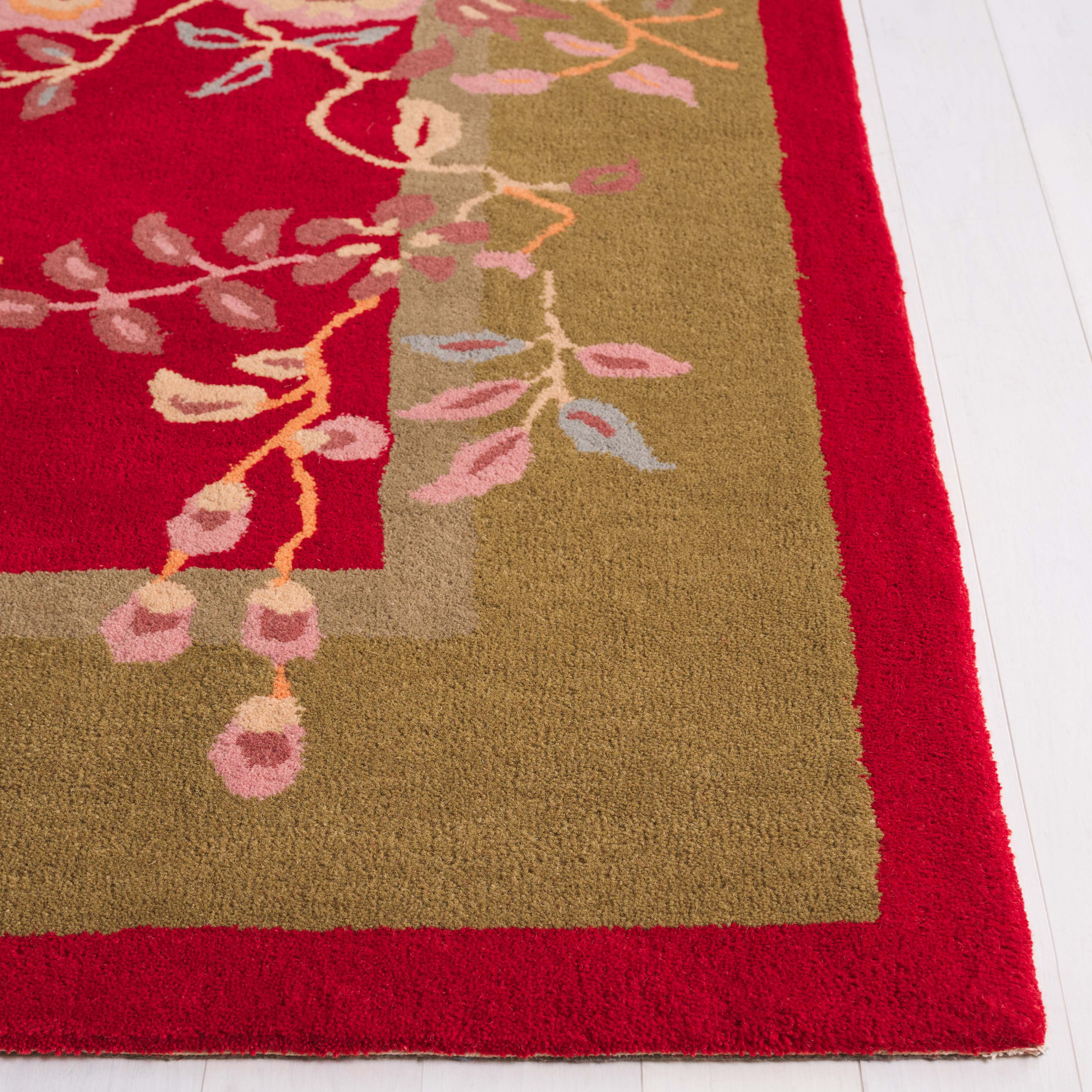 SAFAVIEH Metro Louise Floral Area Rug, Red/Green, 4' x 6'