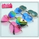 thumbnail image 3 of Gafas de sol retro de metal con forma de corazón y corazón de melocotón, gafas divertidas para hombres y mujeres, gafas de sol de amor, gafas de sol con forma de corazón, 3 of 5