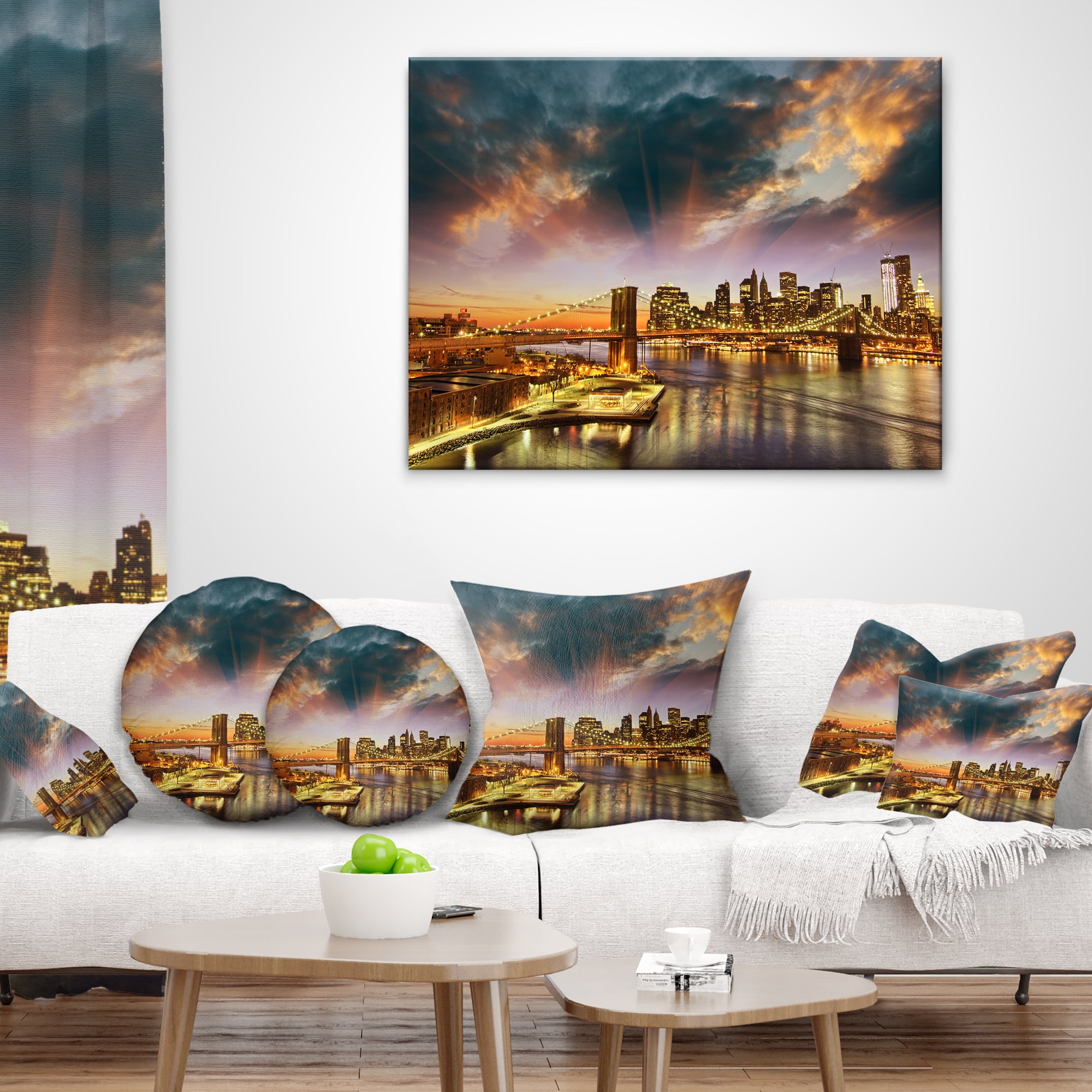 Designart Manhattan at Winter Sunset - Cityscape Photo Throw Pillow - 12x20