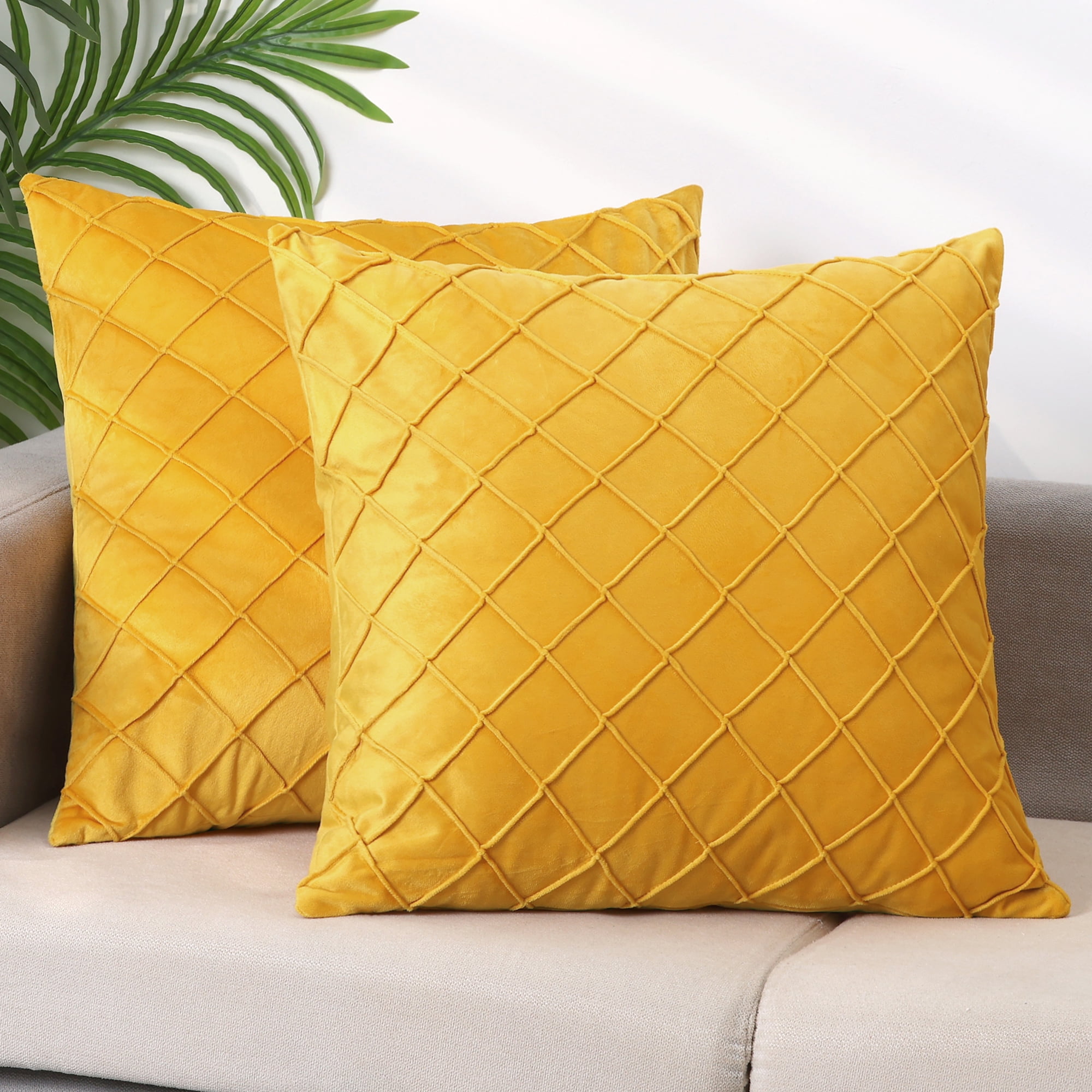 Unique Bargains 4Pcs Velvet Geometric Textured Pillow Covers Home Decor Cushion Covers Yellow 12" x 20"/18" x 18"