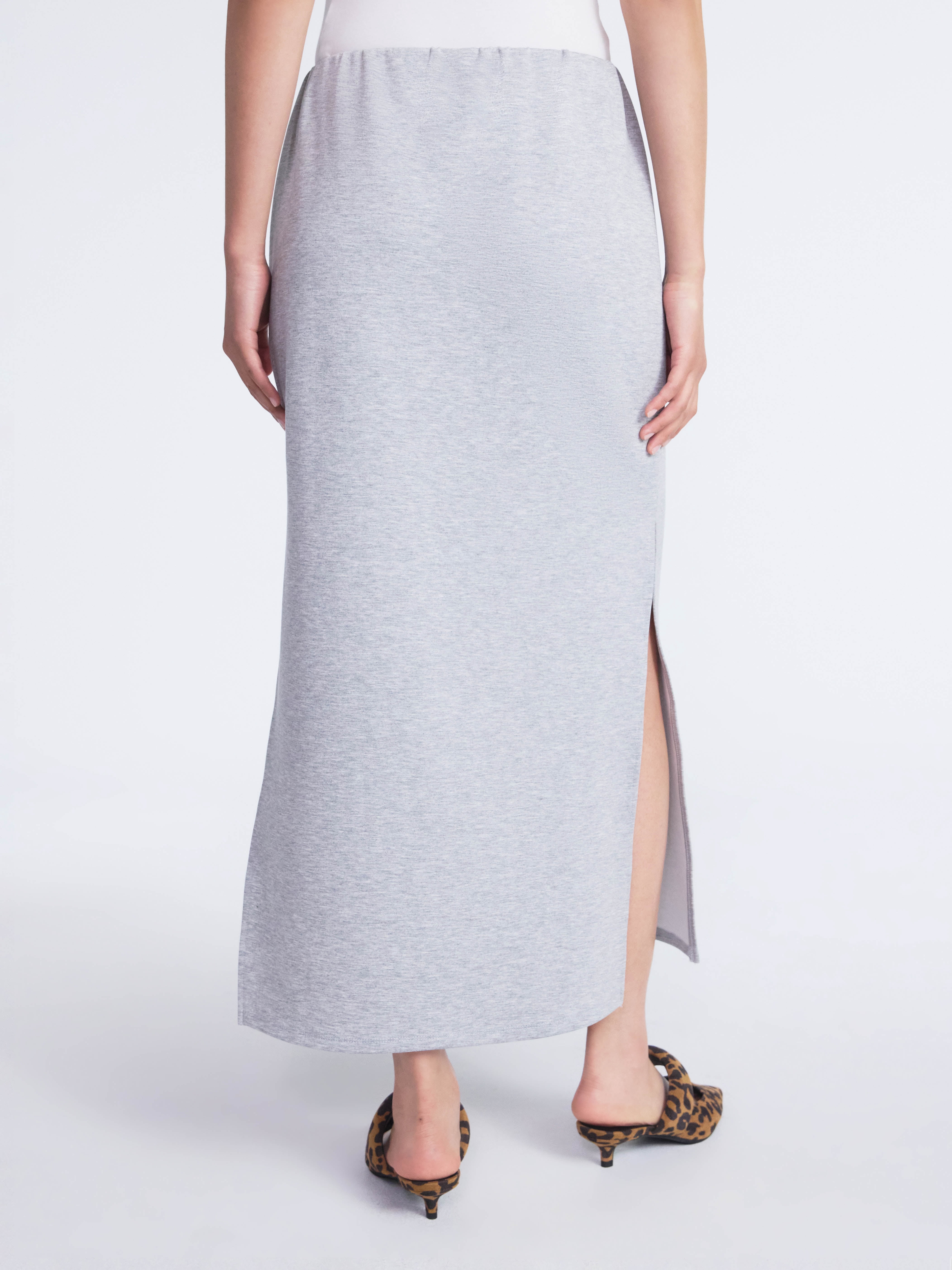 Scoop Women's and Women's Plus New Scubaknit Column Maxi Skirt, Sizes XS-4X