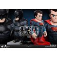 thumbnail image 2 of Batman & Superman Figurines Mixtes d'Artiste Bobblehead de 6 Po, 2 of 4