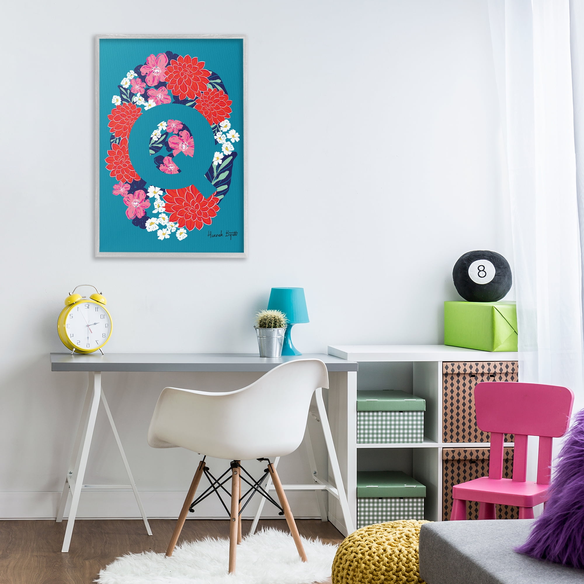 Stupell Industries Floral Bloom Letter Q Botanical & Floral Painting Gray Framed Art Print Wall Art, 20 x 30