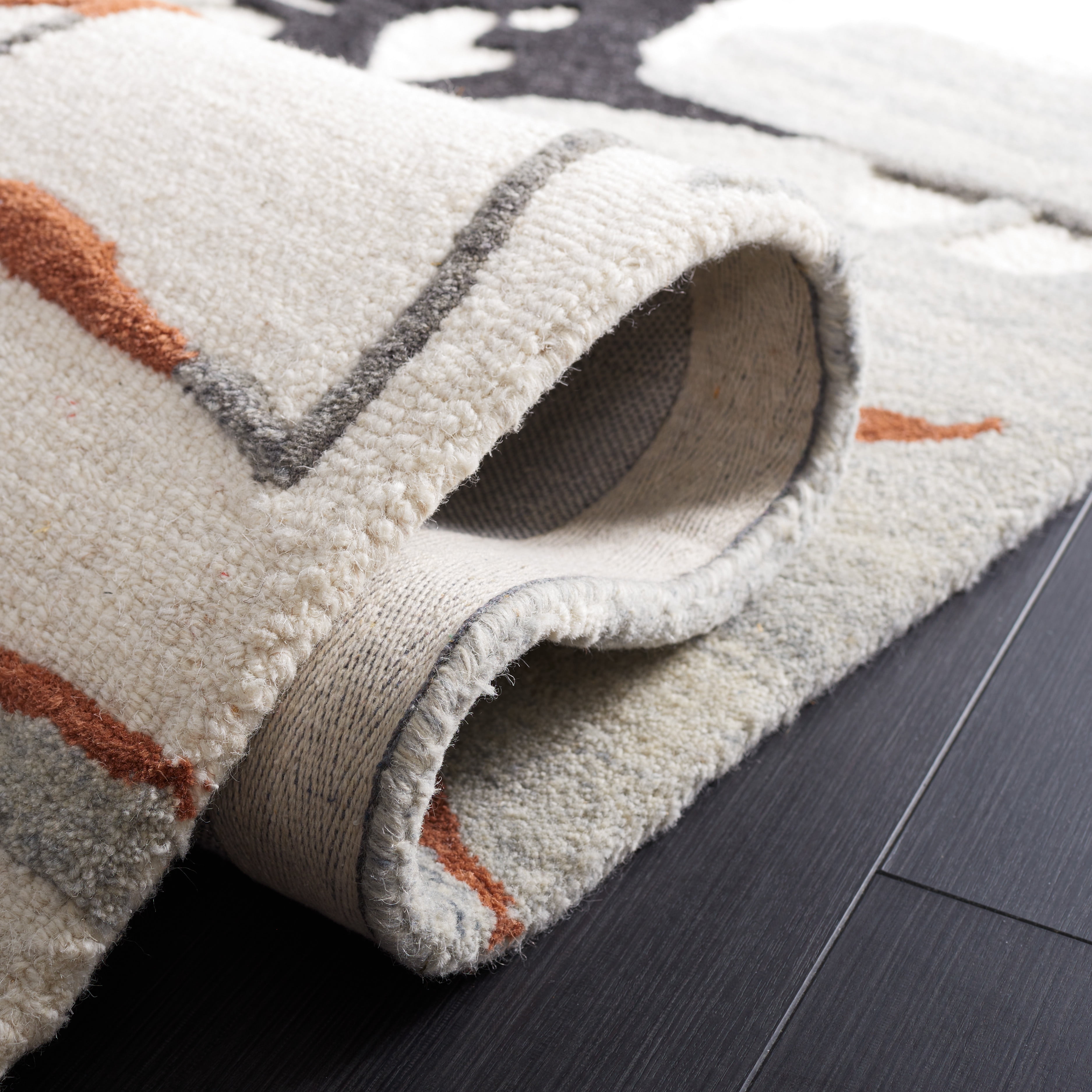 SAFAVIEH Metro Brooklyn Geometric Area Rug, Ivory/Grey, 4' x 6'