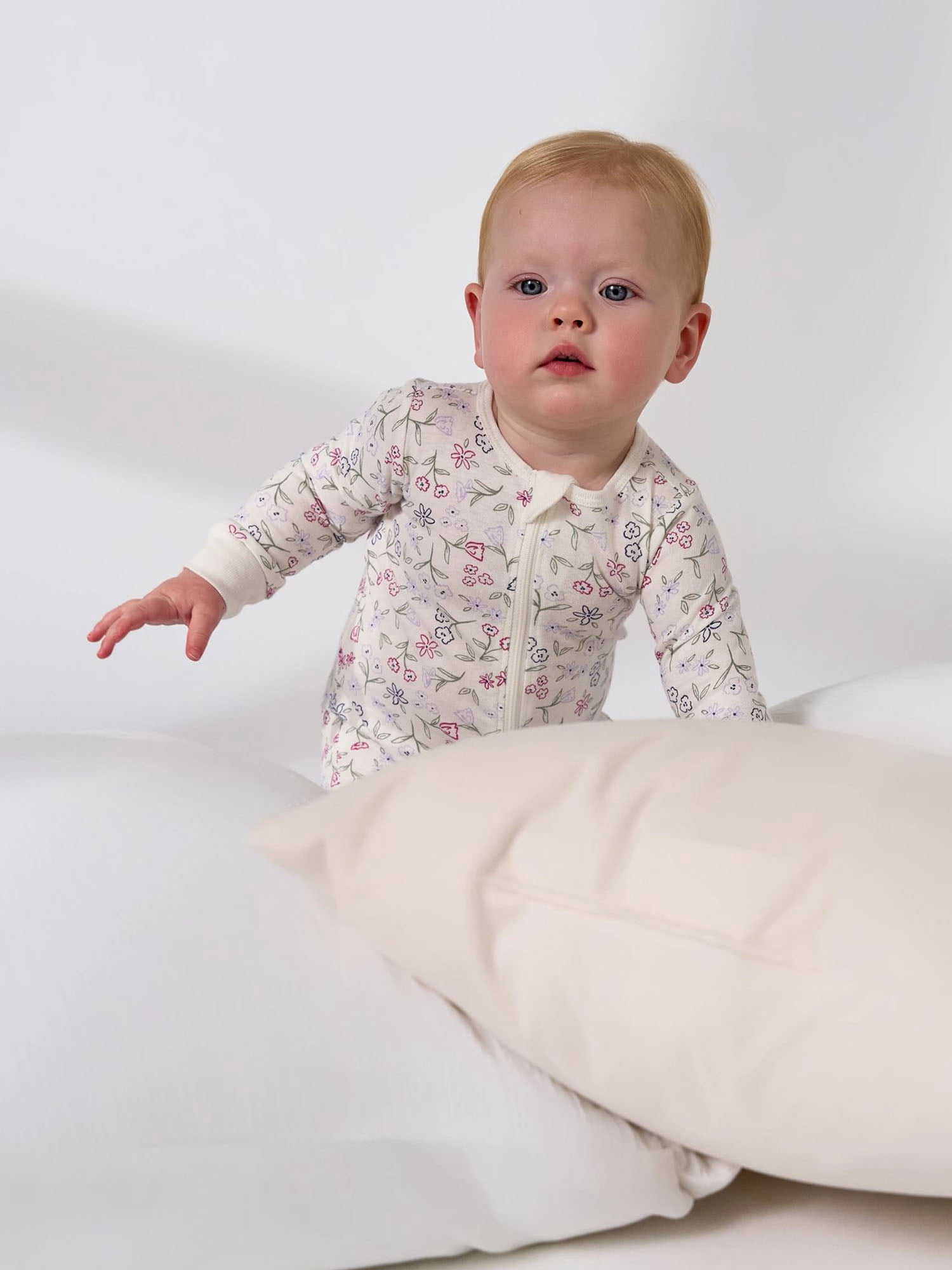 Gerber Baby Neutral Sleep N´ Play 2-Way Zipper Footed Pajamas, 4-Pack, Sizes, Newborn - 6/9 Months