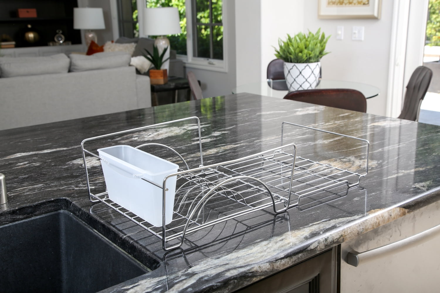 Smart Design Expandable Dish Drainer Drying Rack with Cutlery Cup - Steel Metal Wire - Fits in Standard Sinks - Dishes, Cups, Silverware Organization - Kitchen - 13.5 x 20.63 Inch Chrome