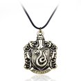 thumbnail image 4 of 2025 NUEVO collar de la escuela de magia de Harri, insignia de metal de la academia de magia de Gryffindor, figura de juguete, insignia de metal de rana para accesorios de tela, 4 of 5