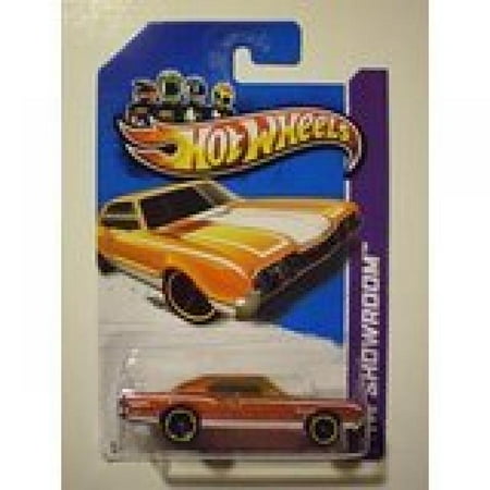 Hot Wheels 2012 Muscle Mania - GM '67 Oldsmobile 442 Dark Orange on 2013 HW Showroom Card