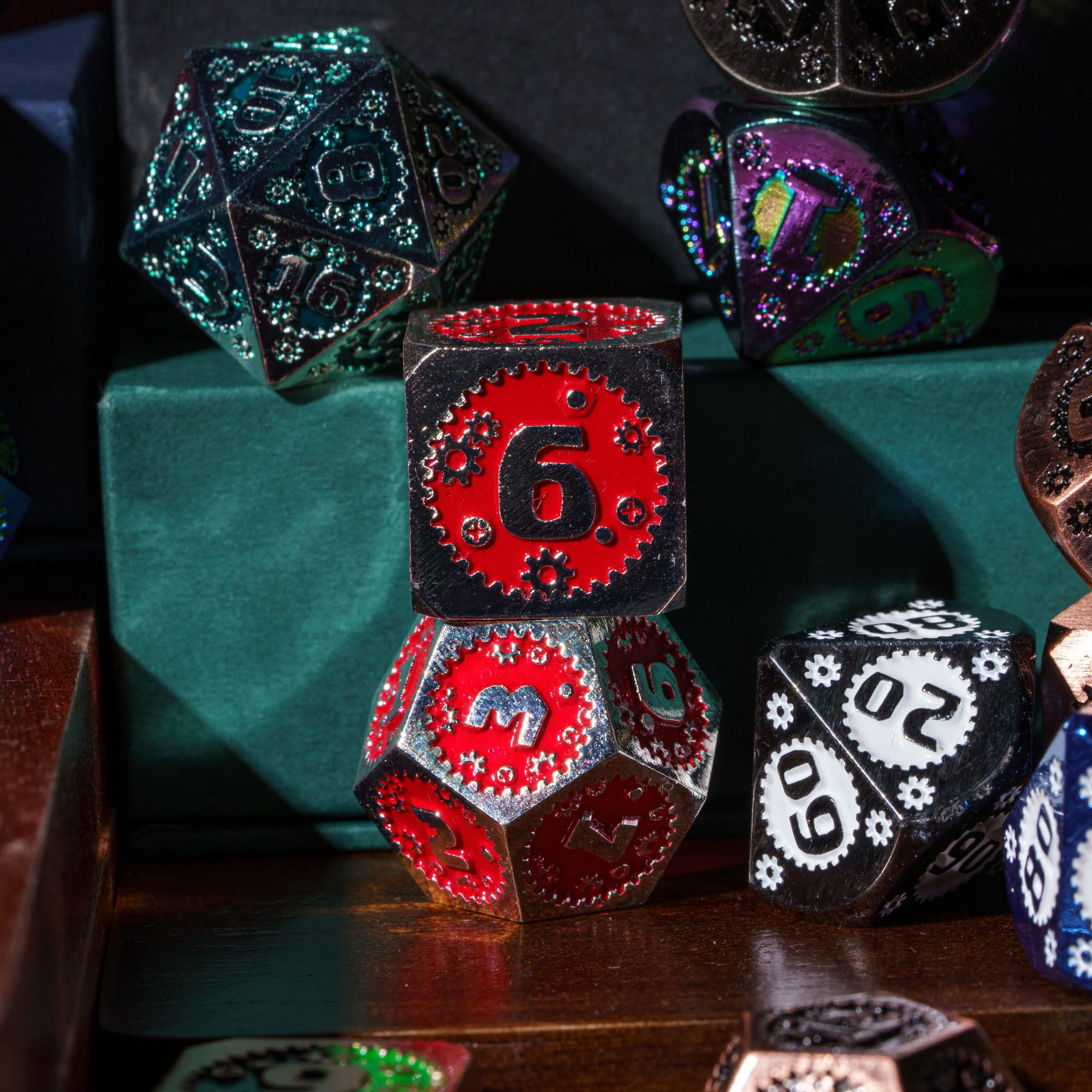 Cusdie 7-Die Metal DND Dice Set, Mechanical Gear Metal Polyhedral D&D Dice Set for DND Dungeons and Dragons TTRPG Role Playing Games