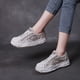 thumbnail image 2 of 2022 Nuevo diseño de zapatos individuales para mujer, zapatillas de deporte, plataforma plana, zapatos bordados, zapatos planos con cordones, 2 of 5